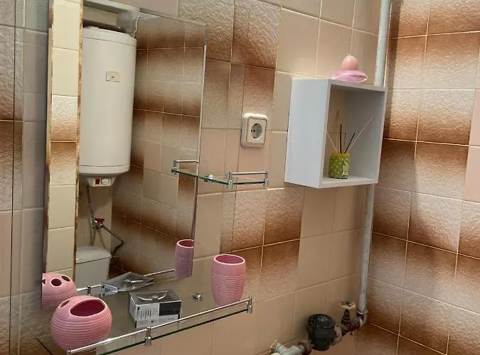 דירה елегантна за гости стефи в центъра на казанлък, партер קאזאנלק