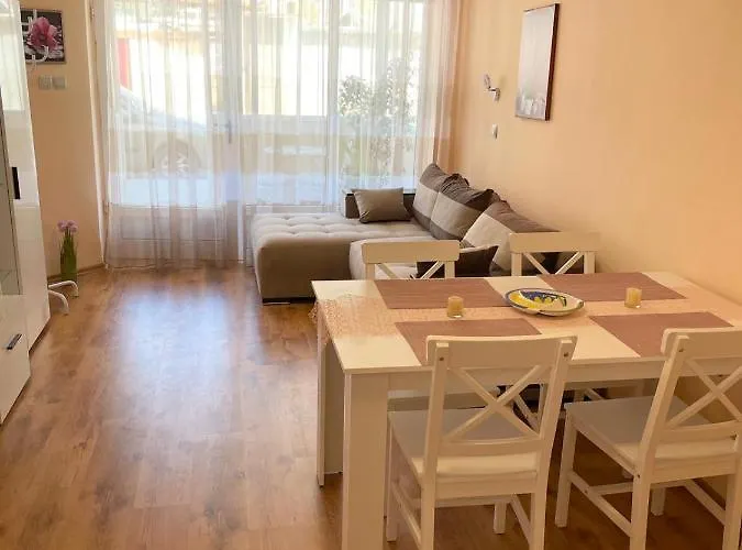 елегантна за гости стефи в центъра на казанлък, партер קאזאנלק